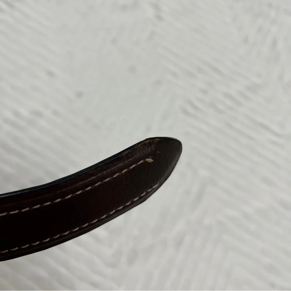 Columbia men’s brown